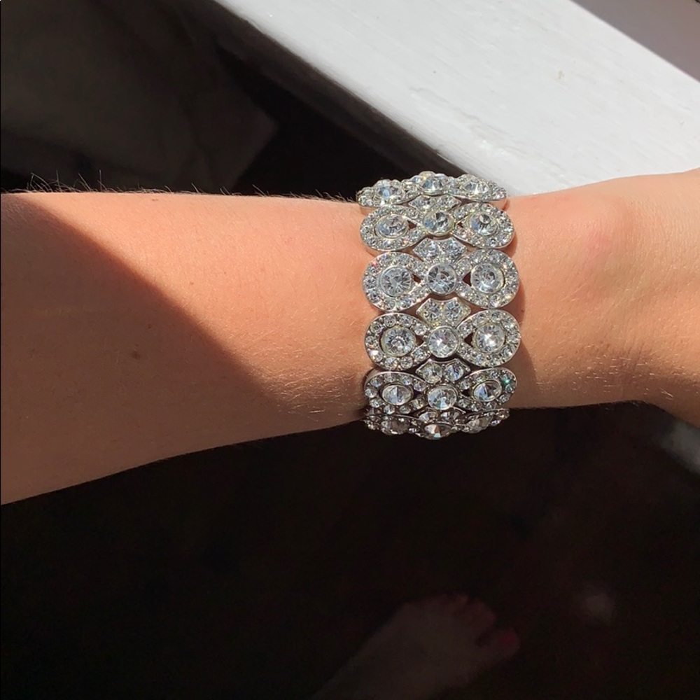 bracelet- shines pretty ✨✨✨